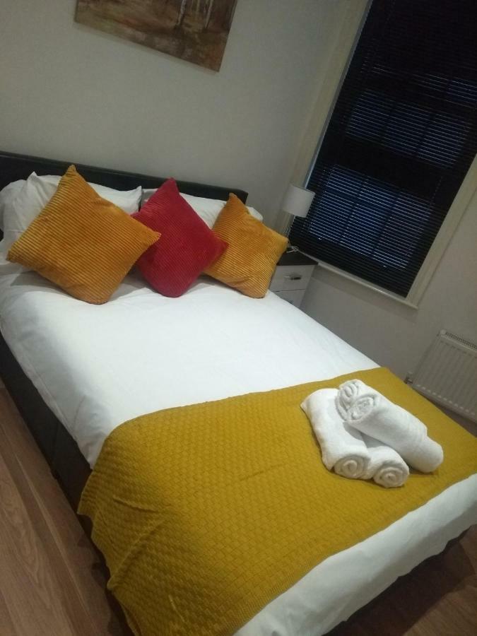 Clifton Apartment ลูตัน ภายนอก รูปภาพ