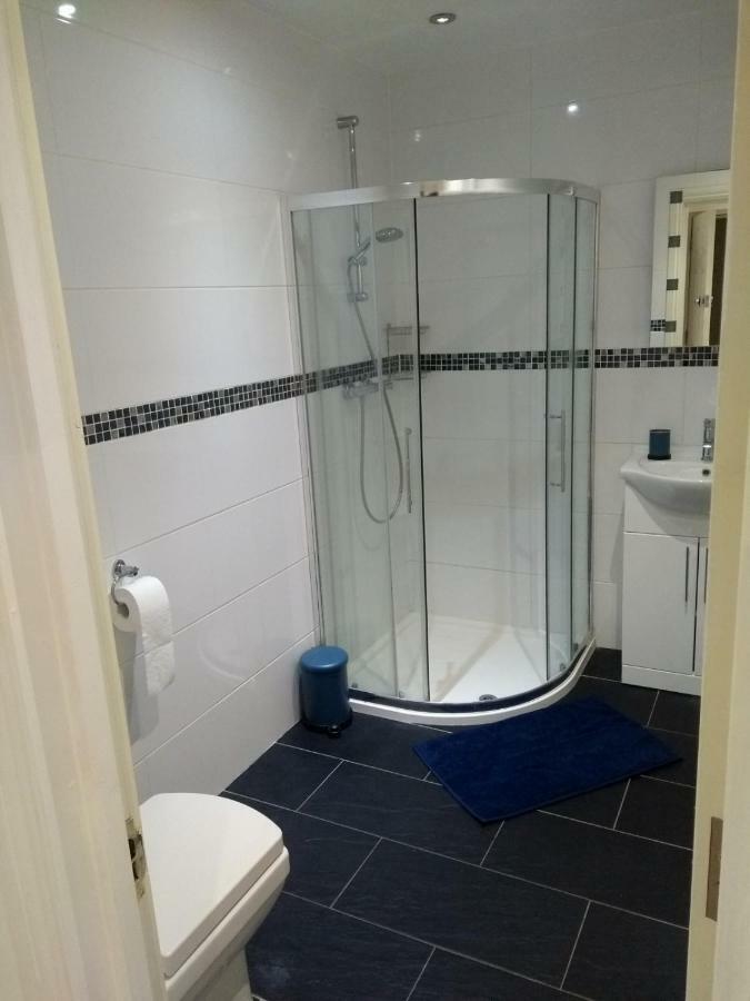 Clifton Apartment ลูตัน ภายนอก รูปภาพ