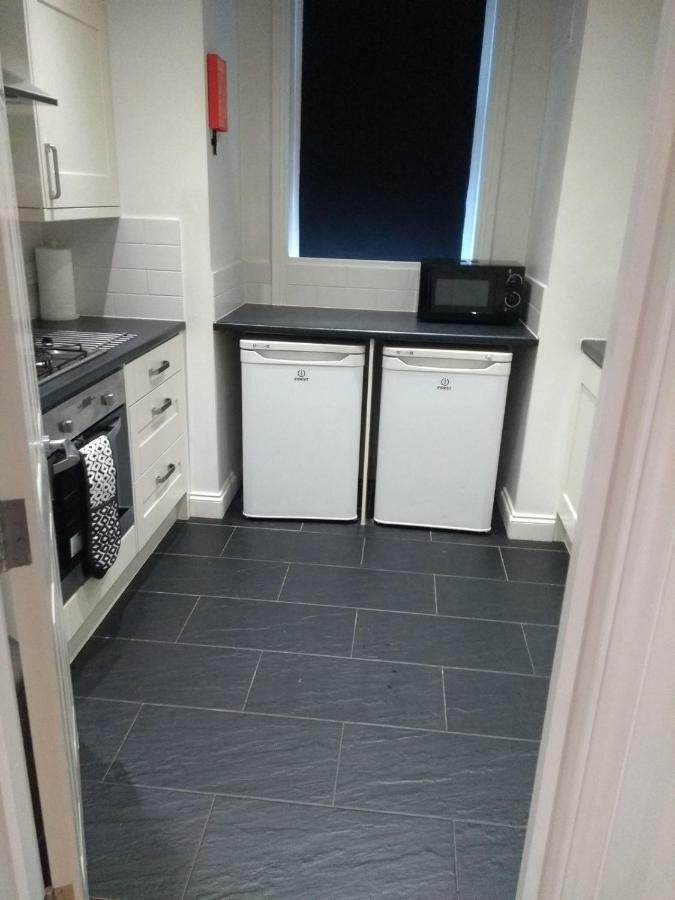 Clifton Apartment ลูตัน ภายนอก รูปภาพ