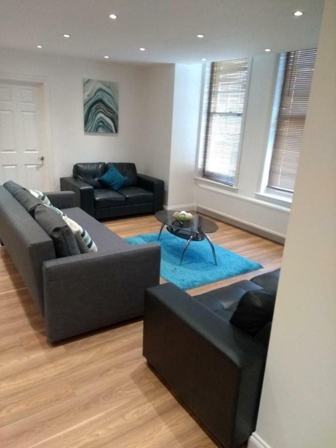 Clifton Apartment ลูตัน ภายนอก รูปภาพ